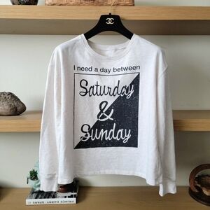 White Graphic Crewneck Sweatshirt Pullover